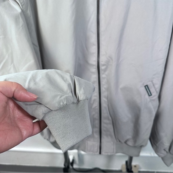 Weatherproof Men’s Golf Jacket - Lightweight Windbreaker, Water-Resistant Size L - Picture 5 of 8